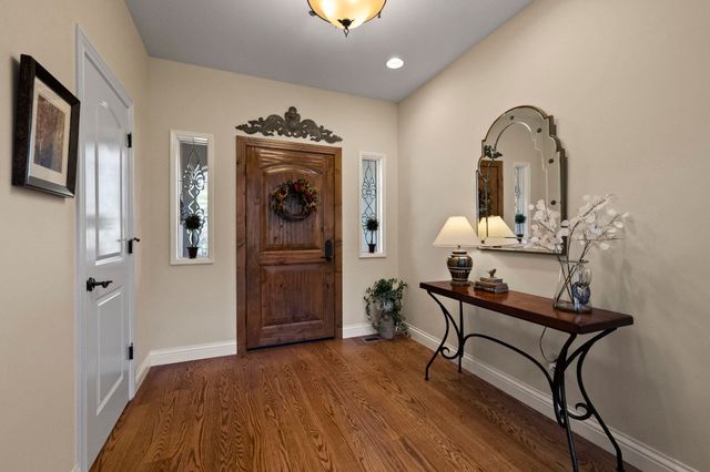 18558 Olov Rd, Sonora, CA 95370