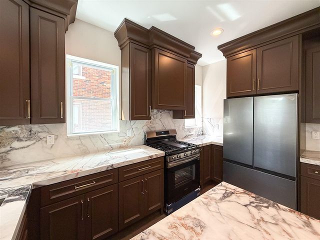 3665 Berkshire, Detroit, MI 48224