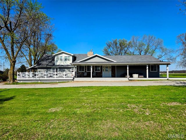 55272 Buffalo Lane, New London, MO 63459
