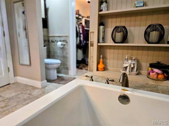 55272 Buffalo Lane, New London, MO 63459