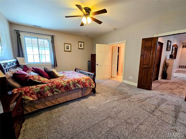 55272 Buffalo Lane, New London, MO 63459