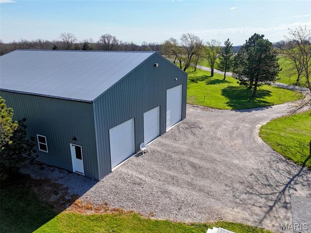 55272 Buffalo Lane, New London, MO 63459