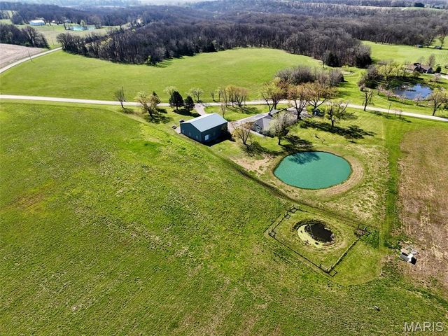 55272 Buffalo Lane, New London, MO 63459