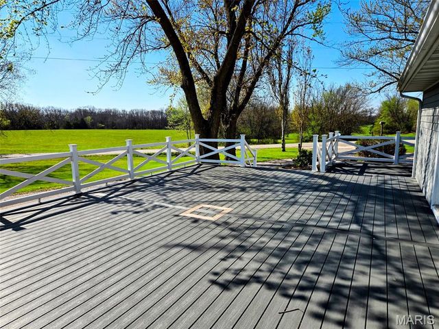55272 Buffalo Lane, New London, MO 63459