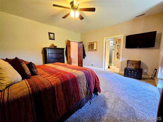 55272 Buffalo Lane, New London, MO 63459