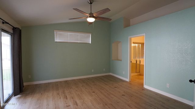 15231 N 87TH Drive, Peoria, AZ 85381