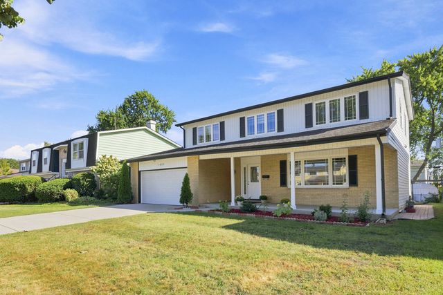 1805 W Willow Lane, Mount Prospect, IL 60056
