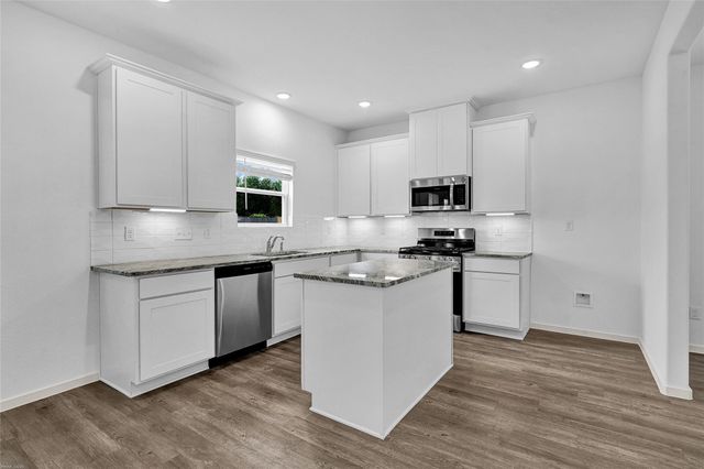 3210 Falling Brook Drive, Baytown, TX 77521