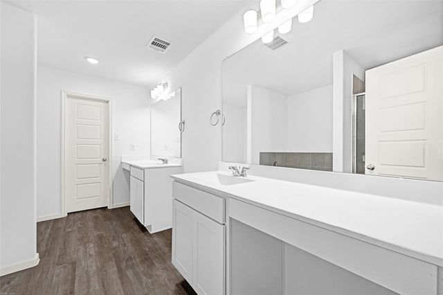 3210 Falling Brook Drive, Baytown, TX 77521