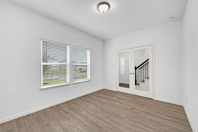 3210 Falling Brook Drive, Baytown, TX 77521