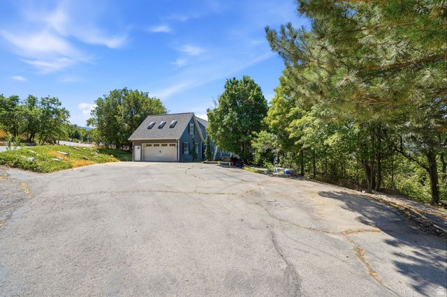 301 S MAPLE DR, Woodland Hills, UT 84653