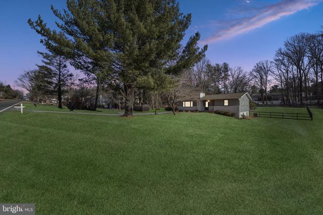 4231 BARTHOLOWS, Mount Airy, MD 21771