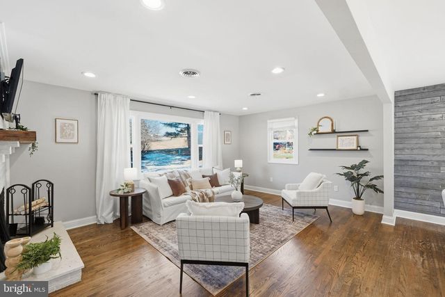 4231 BARTHOLOWS, Mount Airy, MD 21771