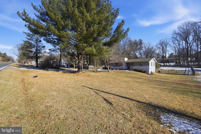 4231 BARTHOLOWS, Mount Airy, MD 21771