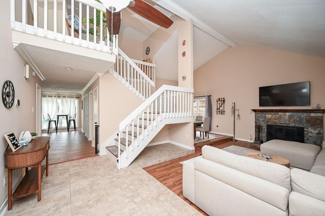 19414 Dianeshire Drive, North Houston, TX 77388