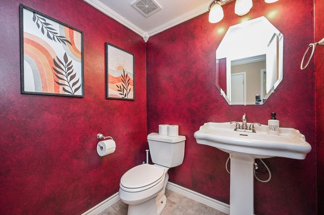 19414 Dianeshire Drive, North Houston, TX 77388