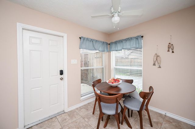 19414 Dianeshire Drive, North Houston, TX 77388