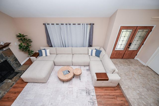 19414 Dianeshire Drive, North Houston, TX 77388