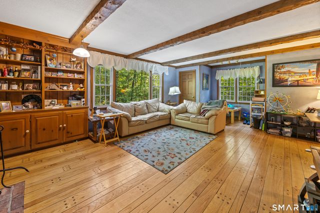 23 Hampden Road, Somers, CT 06071