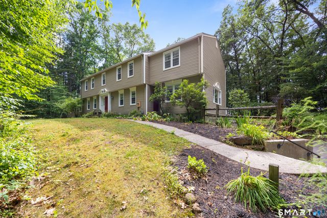 23 Hampden Road, Somers, CT 06071