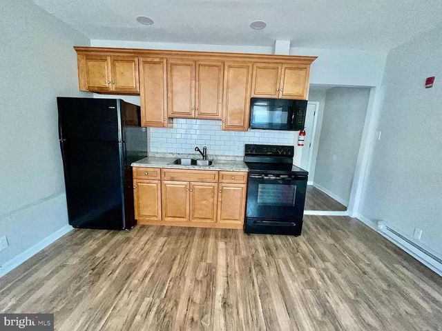 5900 MARKET ST #3F, Philadelphia, PA 19139