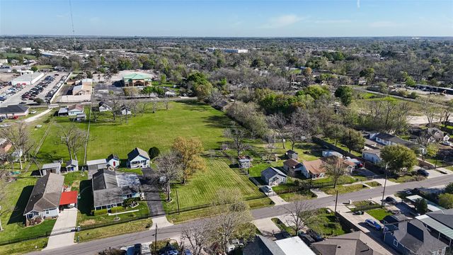 1717 Cresline Street, Houston, TX 77093