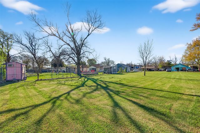 1717 Cresline Street, Houston, TX 77093