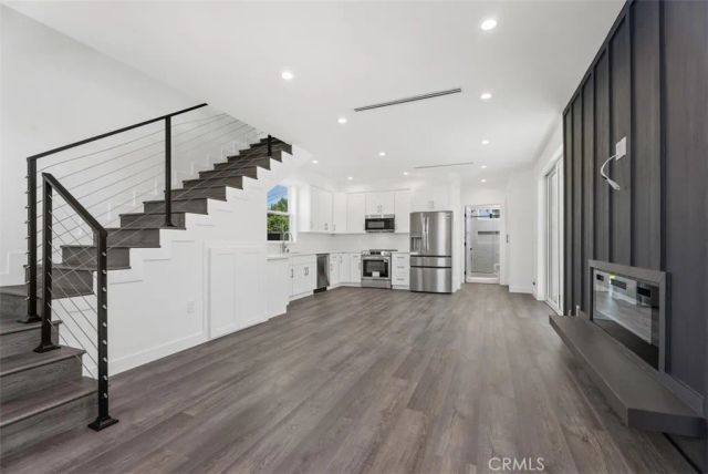 1325 W Ash B, Fullerton, CA 92833