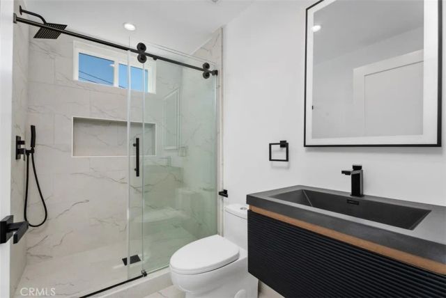 1325 W Ash B, Fullerton, CA 92833