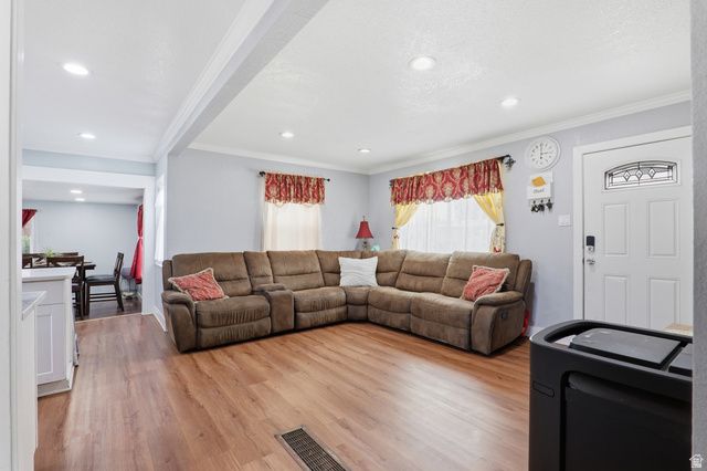 978 N 350 E, Orem, UT 84057
