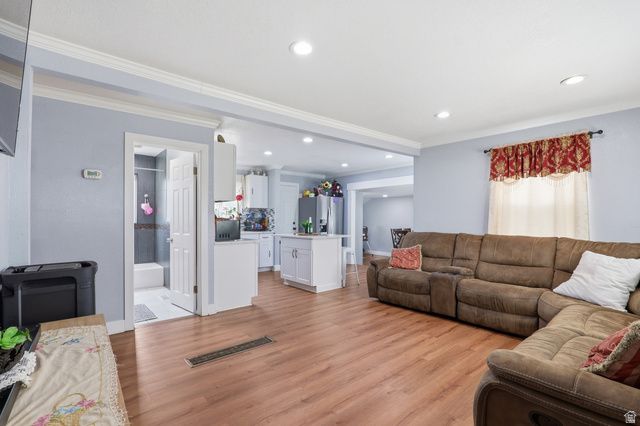 978 N 350 E, Orem, UT 84057