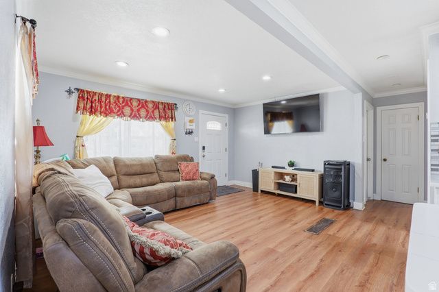 978 N 350 E, Orem, UT 84057