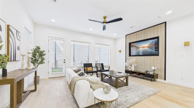 5410 Nolda Street C, Houston, TX 77007