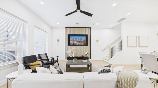 5410 Nolda Street C, Houston, TX 77007