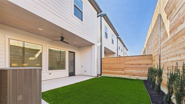 5410 Nolda Street C, Houston, TX 77007