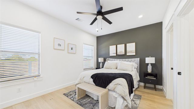 5410 Nolda Street C, Houston, TX 77007