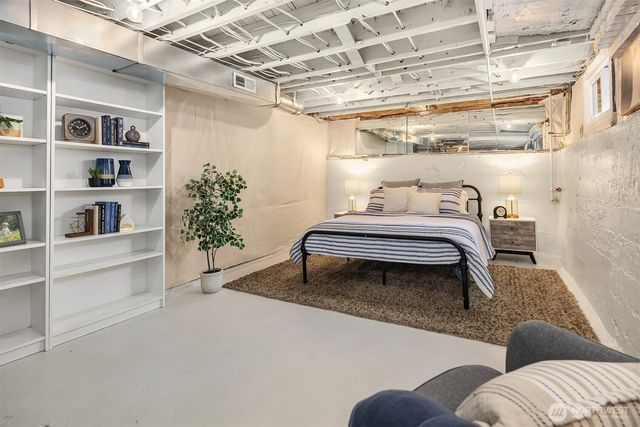 832 NW 67th Street, Seattle, WA 98117