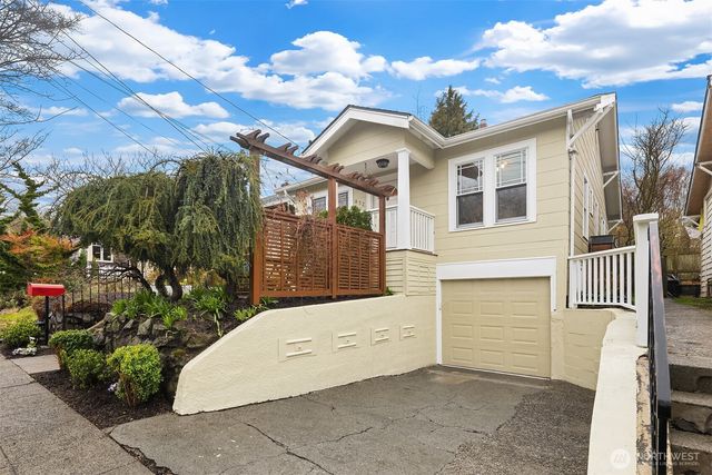 832 NW 67th Street, Seattle, WA 98117