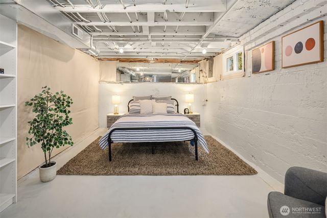 832 NW 67th Street, Seattle, WA 98117