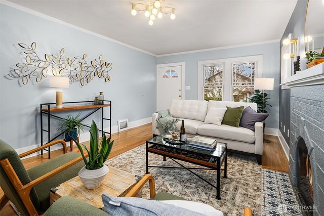 832 NW 67th Street, Seattle, WA 98117