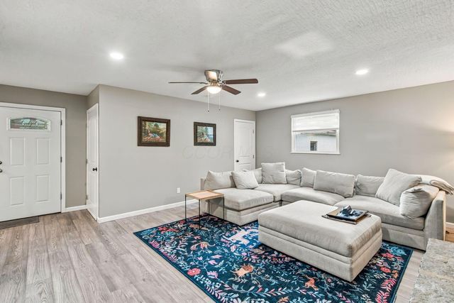 3694 Westbrook Drive, Hilliard, OH 43026