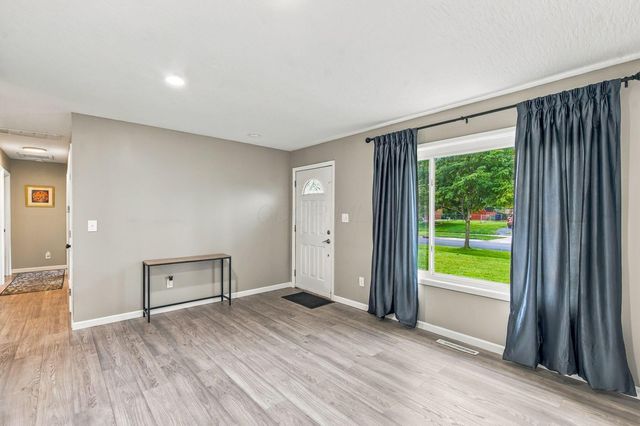 3694 Westbrook Drive, Hilliard, OH 43026