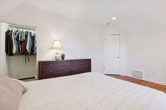 6017 Oxford Street, Saint Louis Park, MN 55416