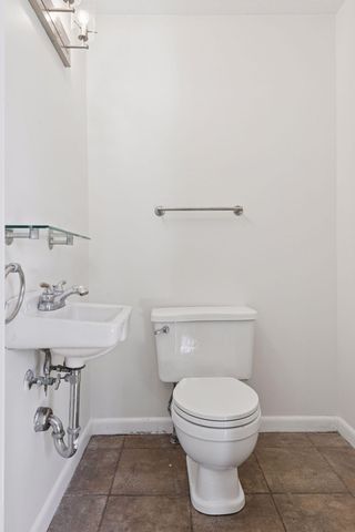 6017 Oxford Street, Saint Louis Park, MN 55416