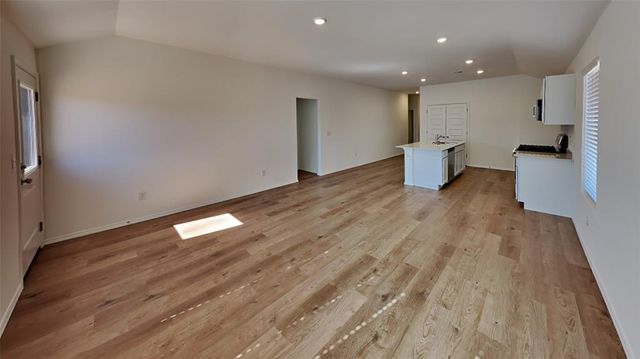 9320 NW 129th Street, Yukon, OK 73099