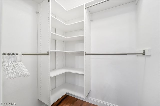 6656 Light Breeze Drive, Las Vegas, NV 89108