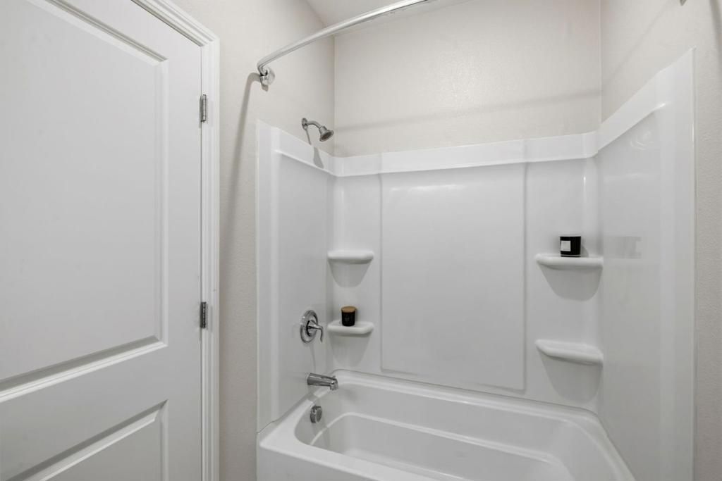 Image 27 of property listing at 2420 Kita Lane, San Jose, CA 95133