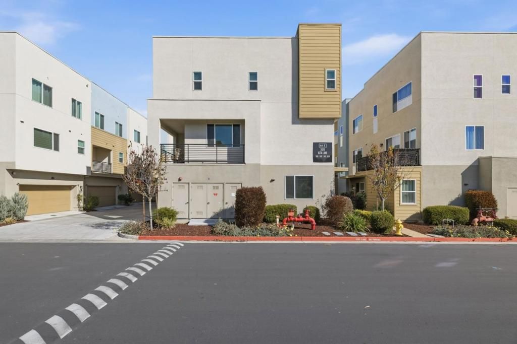 Image 31 of property listing at 2420 Kita Lane, San Jose, CA 95133