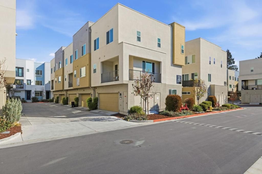 Image 32 of property listing at 2420 Kita Lane, San Jose, CA 95133