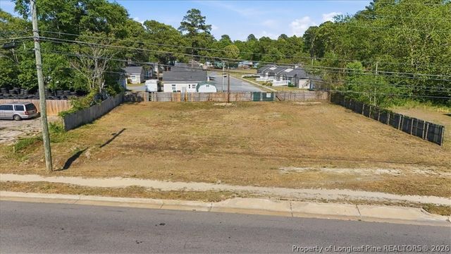5516 Bragg Blvd, Fayetteville, NC 28303
